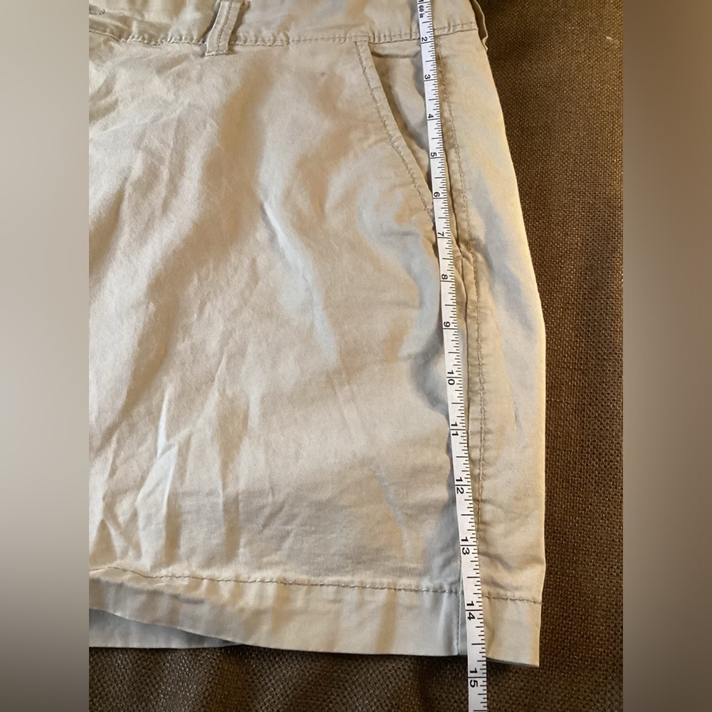 OLD NAVY CREAM SHORT SIZE 14 - Picture 13 of 15